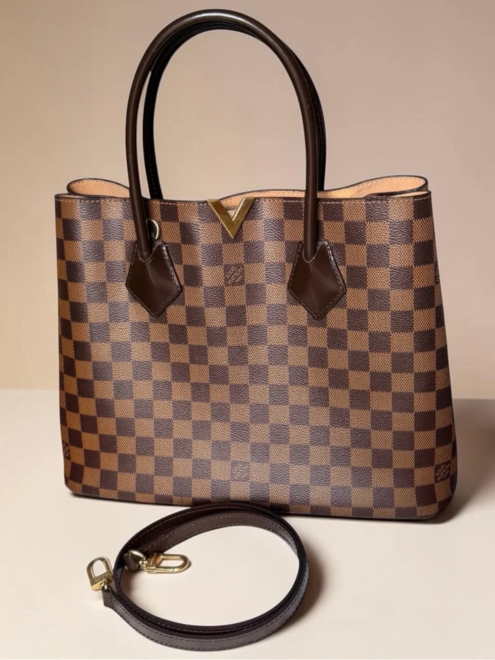 Louis Vuitton Kensington Damier Ebene Tote